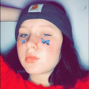 Meet your Posher, Izora